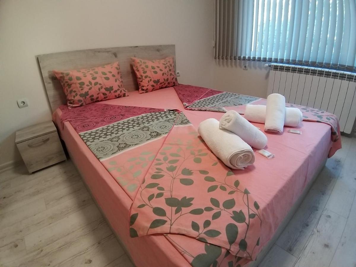 Апартамент Трапезица Скай Veliko Tarnovo Kültér fotó